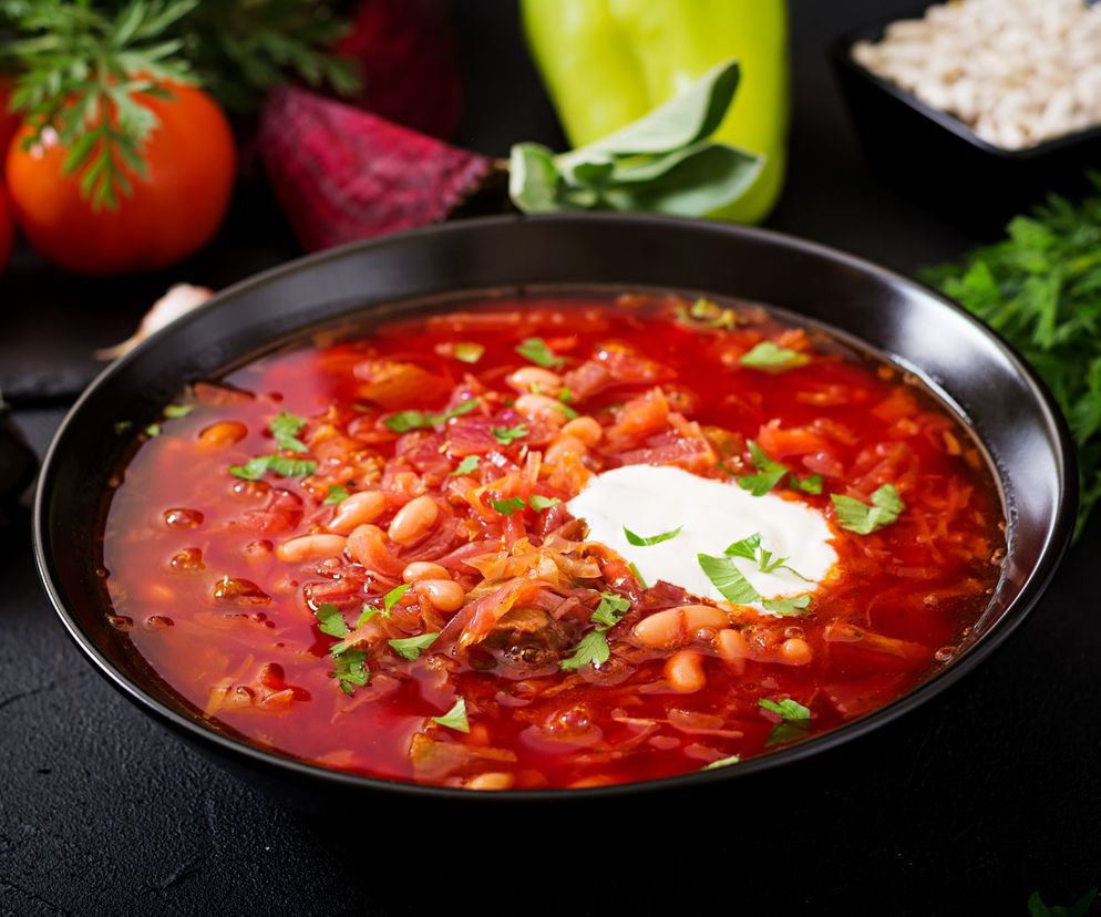 Zupa z buraków i czerwonej fasoli 