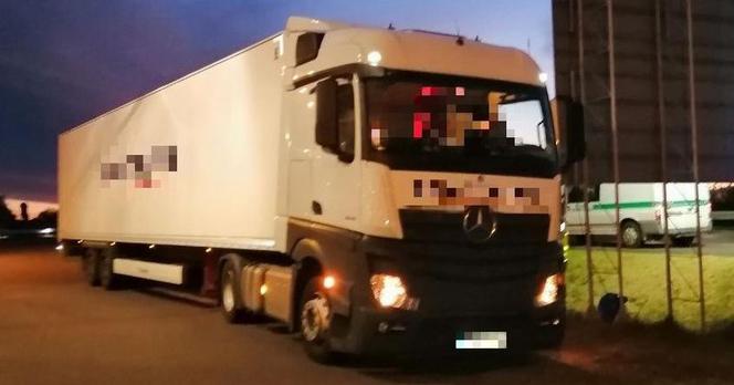 Ukrainka za kierownicą TIR-a z podrobionym prawem jazdy