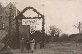 Dawniej były tam pola, teraz jest lotnisko. Zobacz zdjęcia olsztyńskich Dajtek, które mają ponad wiek