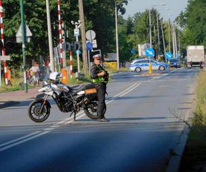 Śmiertelne potrącenie pieszego w tunelu. Pociąg gruchnął w osobę stojącą na torach