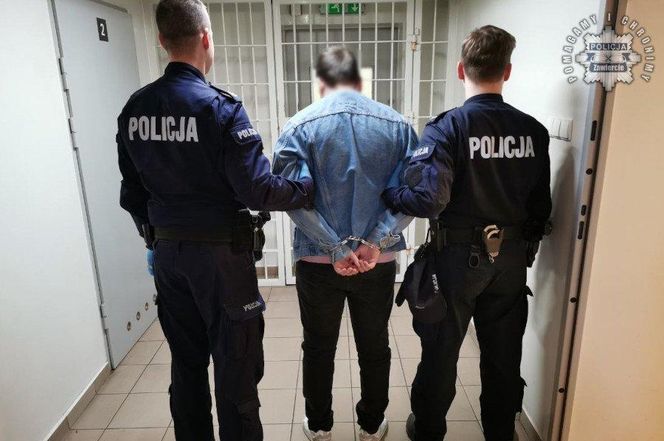 Horror w aptece w Łazach. Mężczyzna zażądał leków na receptę nie mając na nie recepty