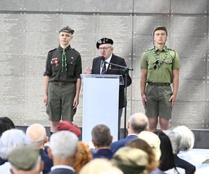 Prezydenci podziękowali Powstańcom Warszawskim. Spotkanie weteranów z  Andrzejem Dudą i Rafałem Trzaskowskim