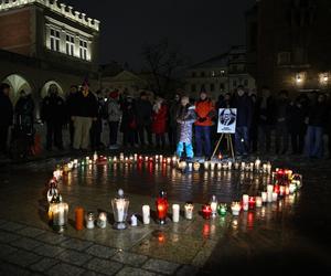 Kraków uczcił pamięć Pawła Adamowicza. „Światełko przeciw nienawiści” w rocznicę zabójstwa prezydenta Gdańska