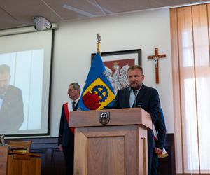 Zaprzysiężenie nowego prezydenta Zabrza. Kamil Żbikowski złożył ślubowanie i zwrócił się do mieszkańców