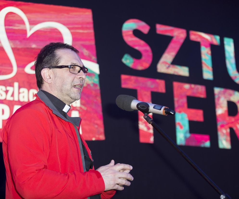 Twórca Szlachetnej Paczki oczyszczony z zarzutów. Umorzono śledztwo ws. księdza Stryczka  