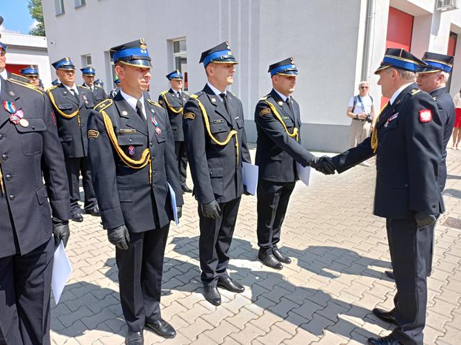 Akty nadania wyższych stopni służbowych odebrało w tym roku 21 strażaków z Komendy Miejskiej PSP w Siedlcach