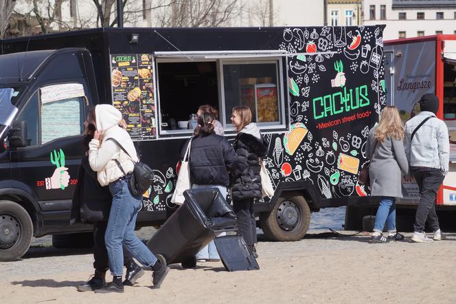 Festiwal Smaków Food Trucków 2022 [GALERIA]