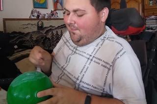 Bracia walczą ze straszną chorobą. Jak można im pomóc?