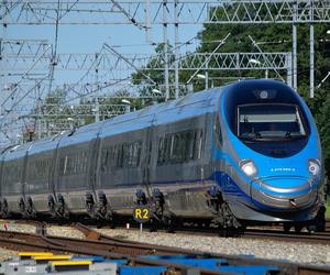 Nowa funkcjonalność dla pasażerów PKP Intercity! W Google Maps pojawiła się funkcja „Kup bilet”