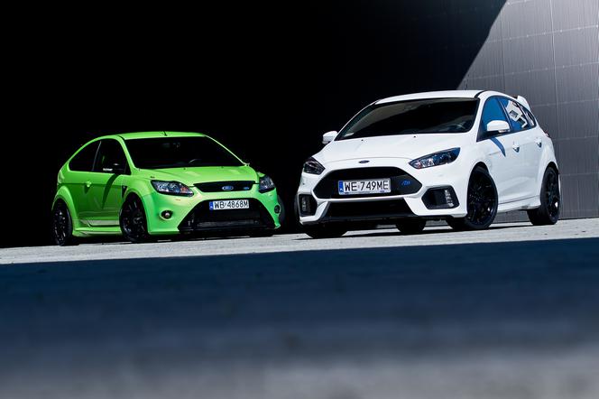 Ford Focus RS 2.3 EcoBoost i Ford Focus RS 2.5 Duratec