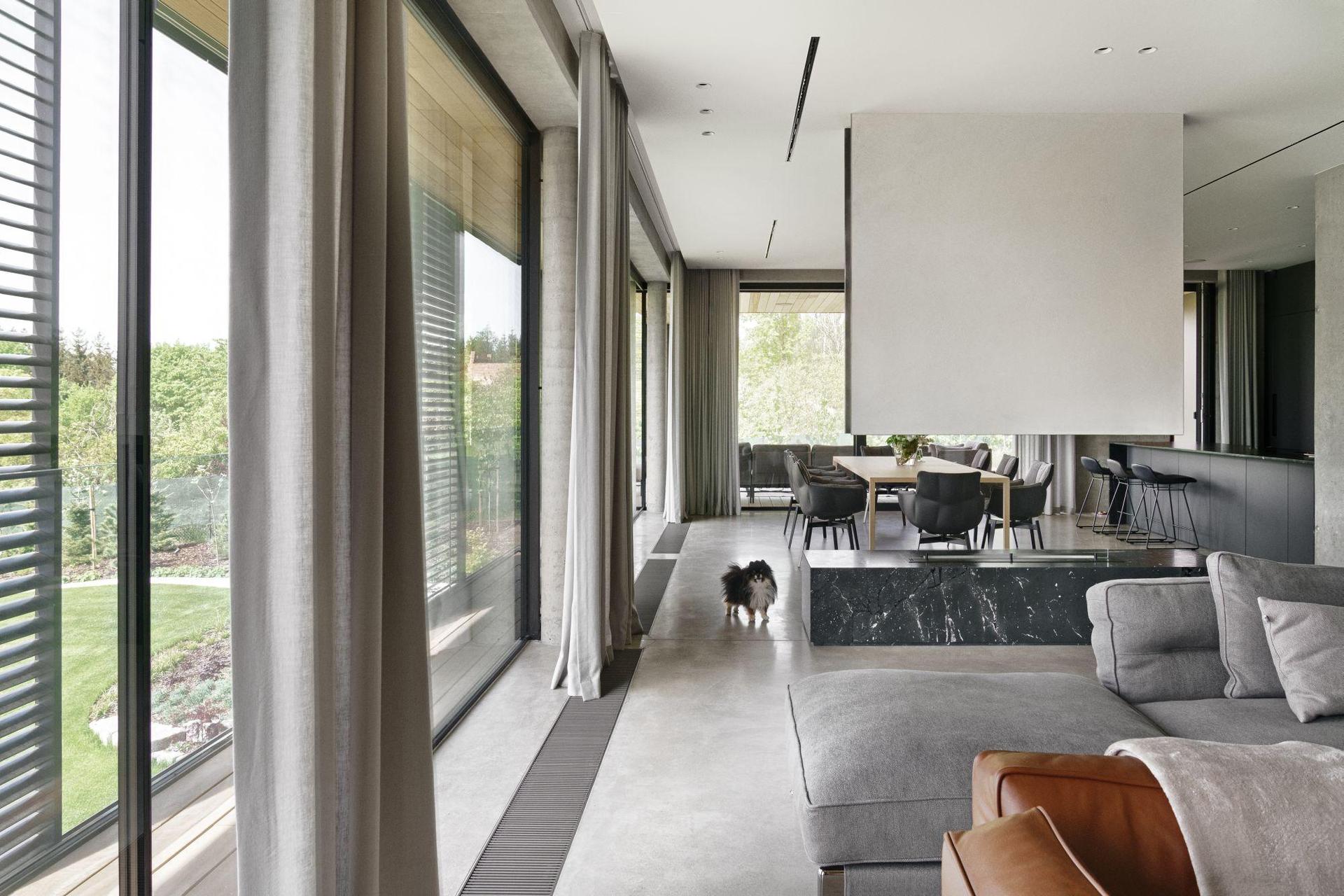 Dom Oparty o Skarpę 