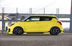 Suzuki Swift Sport z body kitem Japan’s Kulh Racing 