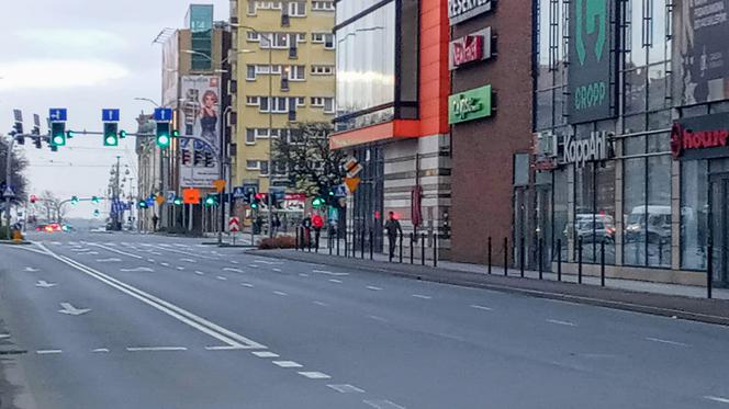 Puste ulice w Szczecinie