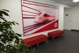 W budynku BCU nr 2 w Siedlcach znajduje się duża hala i 11 sal szkoleniowych, które zostały bardzo nowocześnie wyposażone.