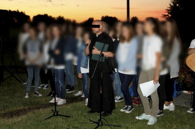 Ksiądz podejrzany o molestowanie nastolatek zatrzymany w Anglii