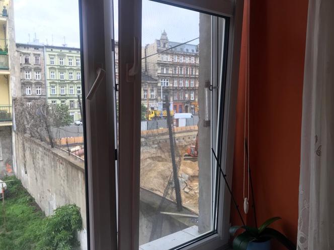 Kamienica na Traugutta uszkodzona przez sąsiednią budowę?