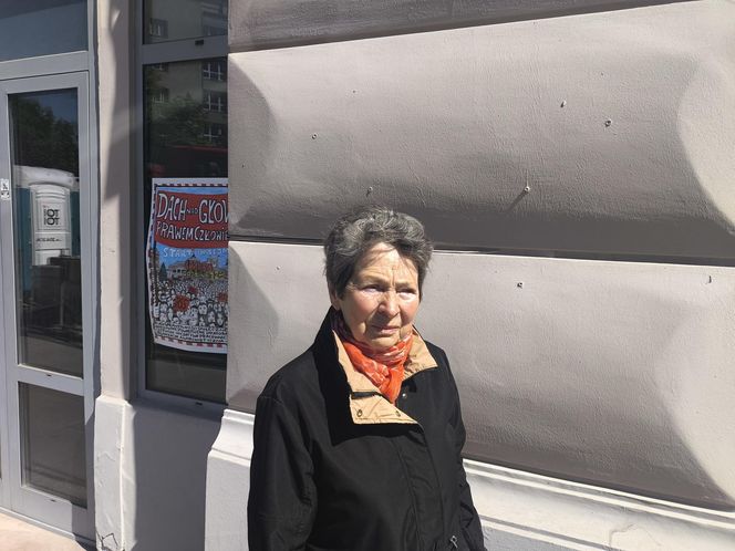 „Marzę, żeby się ogrzać przed śmiercią”. Mieszkańcy kamienicy w centrum Warszawy żyją bez centralnego ogrzewania