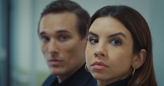 M jak miłość odcinek 1871 ostatni - finał sezonu. Aneta (Ilona Janyst), Olek (Maurycy Popiel) 