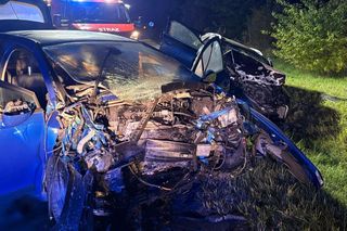 Czołowe zderzenie dwóch aut w Woli Dużej. Ranne dzieci zabrał śmigłowiec LPR