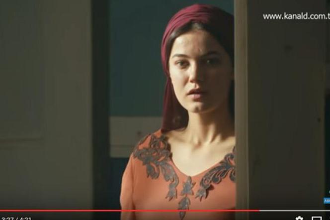Zraniona miłość – odcinek 61: Weronika chce ślubu Yildiz z Leonem! Co na to Hilal?
