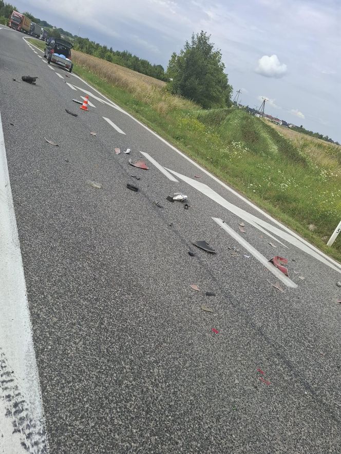 Śmiertelny wypadek na DK9 pod Sandomierzem. Nie żyje kierowca skutera 