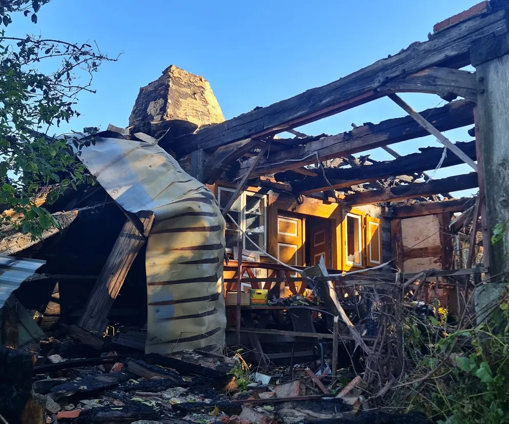 Horror pod Elblągiem. Strażacy znaleźli w ogniu zwłoki