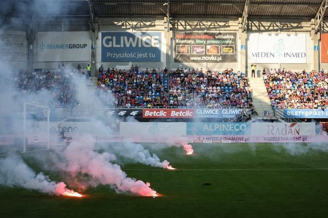 Jest decyzja ws. przerwanego meczu Lechia Gdańsk-Piast Gliwice. Lechia ukarana  walkowerem