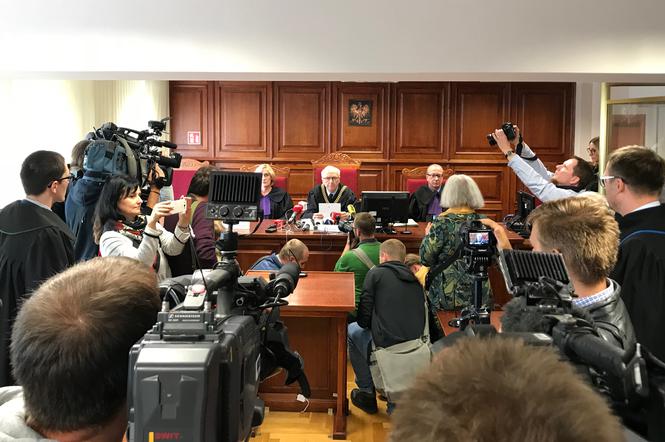Poznański Sąd Apelacyjny podtrzymał wyrok w sprawie 24-latki, która jako dziewczynka była więziona i gwałcona przez księdza