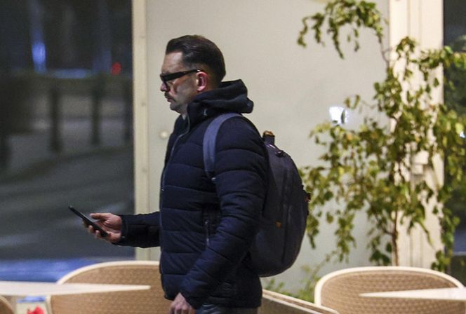 Łukasz Mejza jeździ autobusem