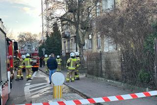 Pożar kamienicy w Grodzisku Mazowieckim. 5 osób w szpitalu, dramatyczna akcja ratunkowa