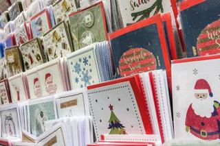 Kartki świąteczne - kiedy trzeba je wysłać, aby doszły na Boże Narodzenie?  