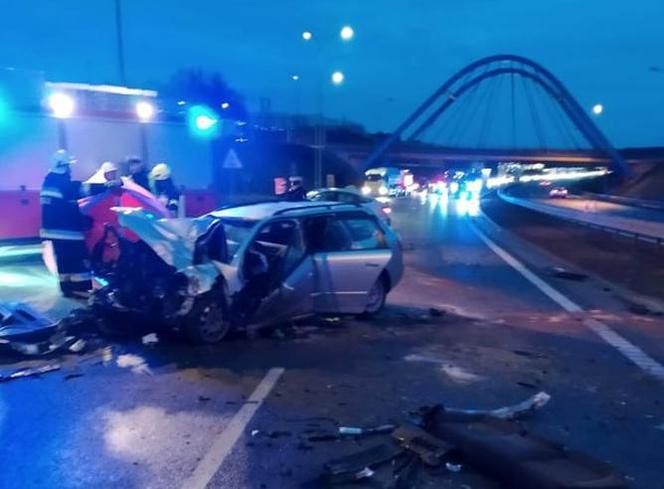 Jurowce. Tragiczny wypadek na DK 8. Audi najechało na tył cysterny