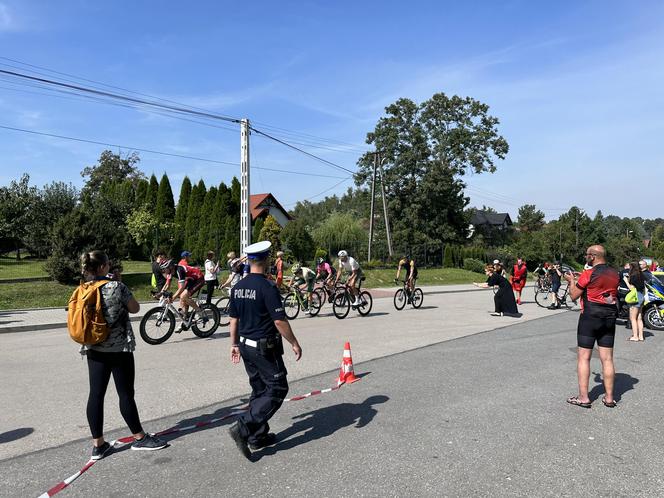 Sportowa rywalizacja i wspólne pomaganie. Za nami 8. edycja Tour de Cracovia Amatorów! 