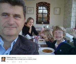 Janusz Palikot pokazał rodzinę! Tak się ociepla swój wizerunek...