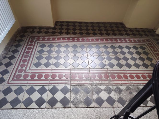 Ten zabytkowy budynek na Wilczej kryje niezwykłą historię. Właśnie trafił do rejestru!