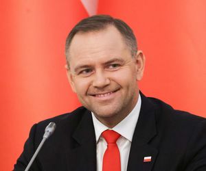 Iskrzy między Donaldem Tuskiem a Karolem Nawrockim