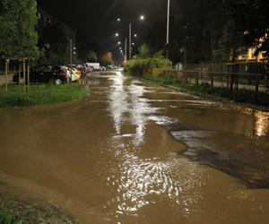 Awaria wodociągowa na Saskiej Kępie