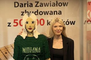 Daria Zawiałow z klocków LEGO stanęła w Warszawie. Niesamowita precyzja