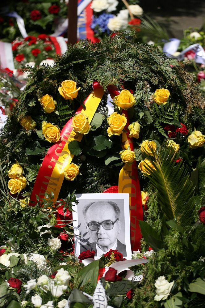 Pogrzeb gen. Wojciecha Jaruzelskiego w Warszawie. Były protesty