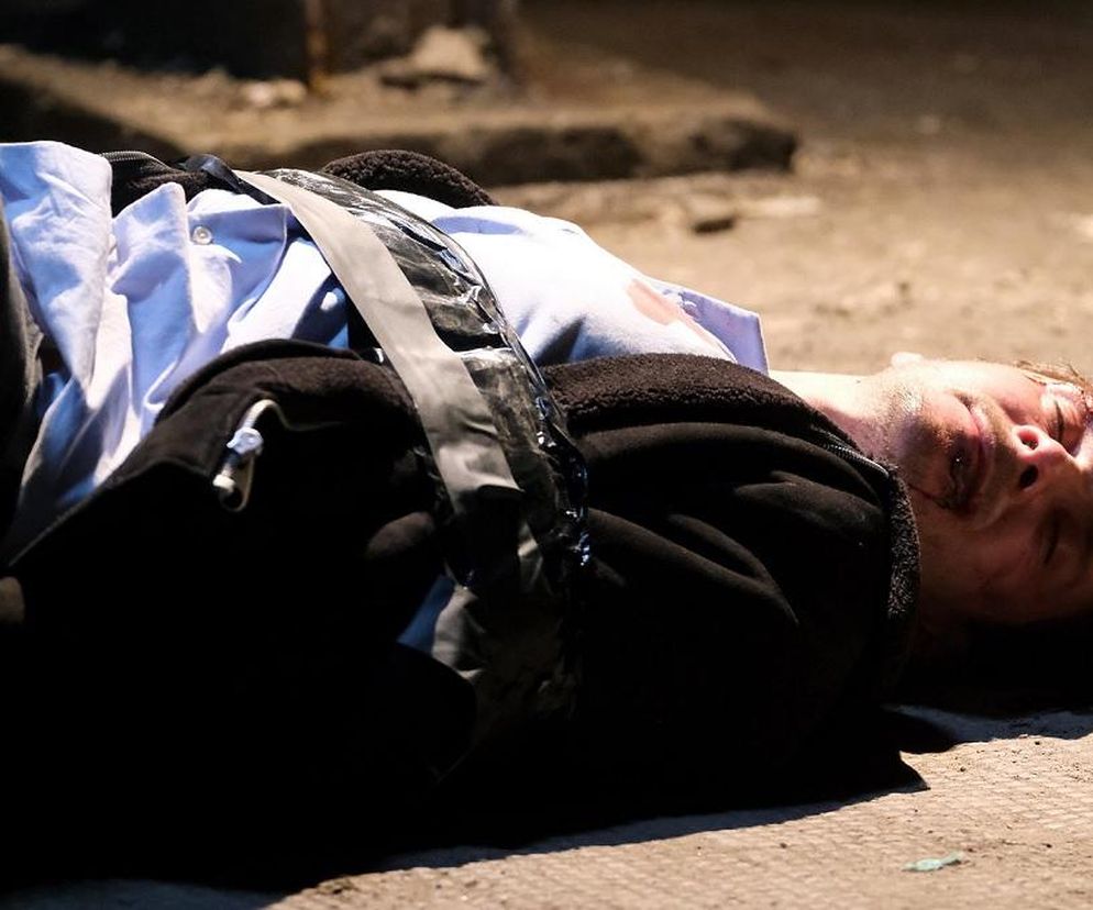 M jak miłość. Śmierć Marcina w finale sezonu? Ostatnia scena 1808 odcinka nie wyjaśni czy Chodakowski przeżyje! - ZDJĘCIA, WIDEO 