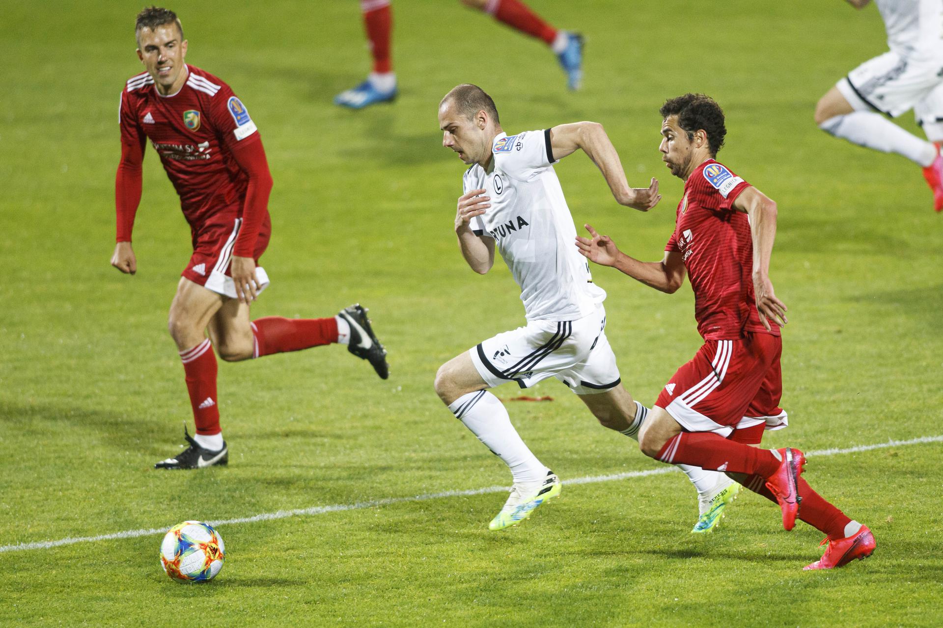 Niebywałe emocje w Legnicy Legia uratowała remis w doliczonym czasie WIDEO Super Sport