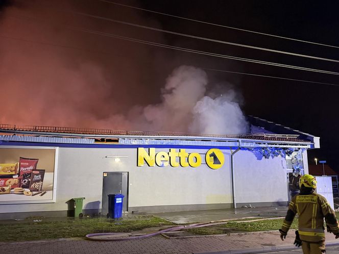 Gigantyczny pożar sklepu w Grodzisku Mazowieckim