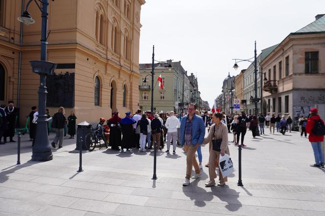 Pochód Juwenaliowy Łódzkich Uczelni. Studenci przejęli Łódź! [ZDJĘCIA]