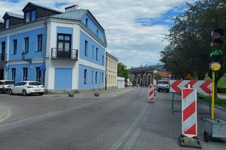 Utrudnienia na ulicy Łukasińskiego w Zamościu 