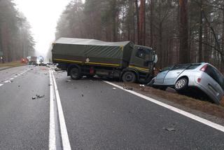 Wypadek wojskowej ciężarówki pod Ostródą! Jedna osoba zginęła, są ranni [ZDJĘCIA]