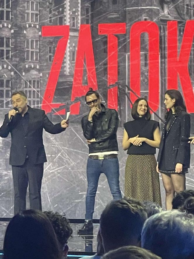 Spodnie spłatały figla Bartoszowi Gelnerowi na ramówce TVP