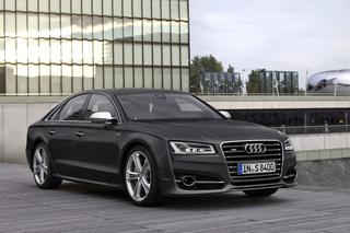 Audi S8 lifting 2014