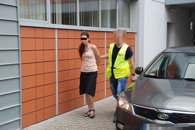 Wyrzuciła swoje dziecko do śmietnika