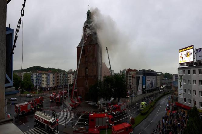 Katedra paliła się na początku lipca