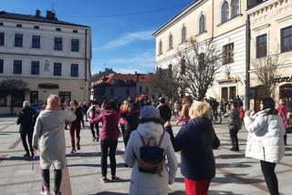 Taniec przeciw przemocy w Tarnowie